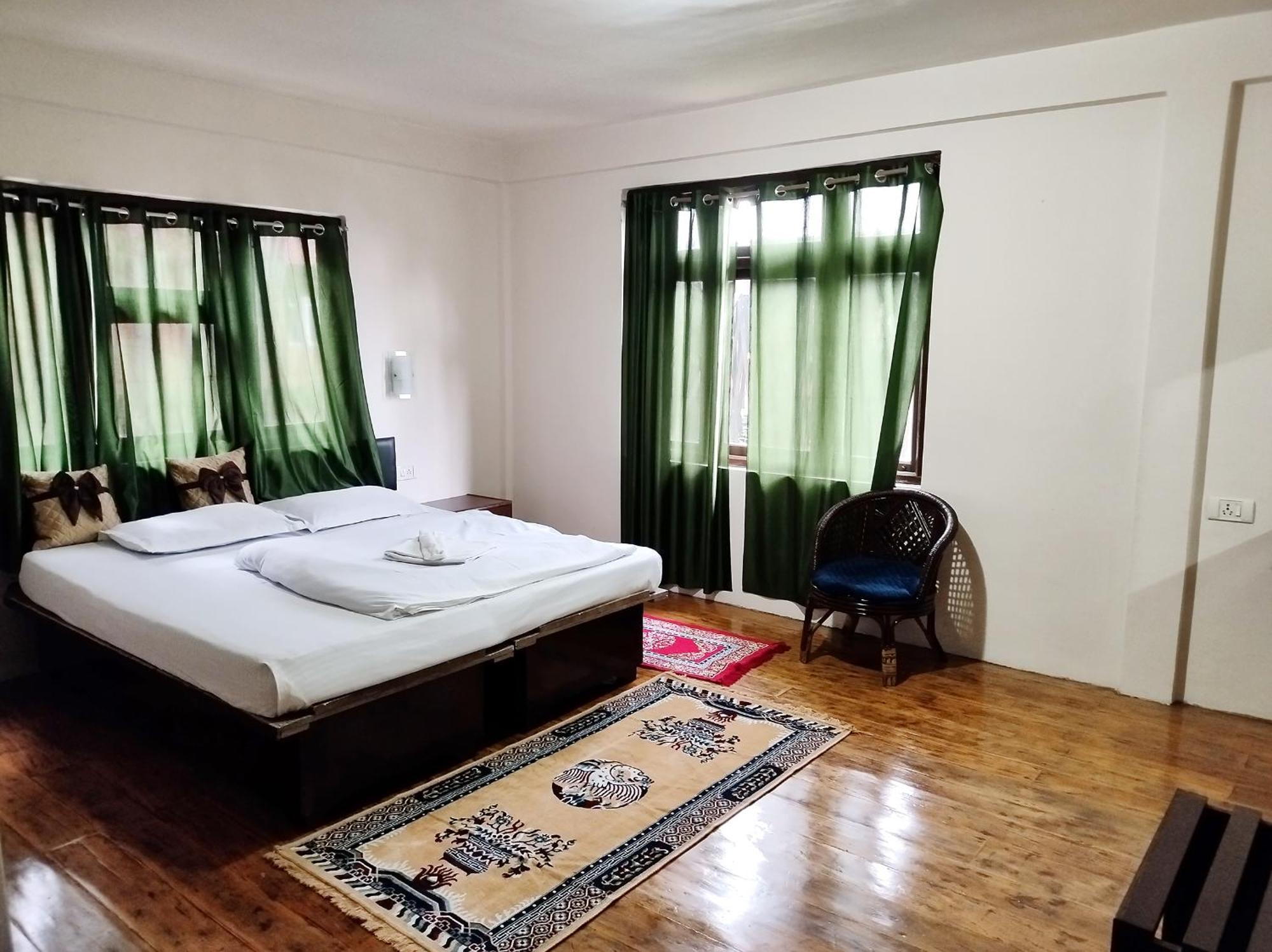 Bamboo Grove Hotel กังต็อก ภายนอก รูปภาพ