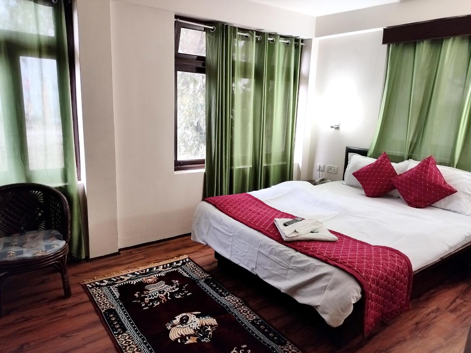 Bamboo Grove Hotel กังต็อก ภายนอก รูปภาพ