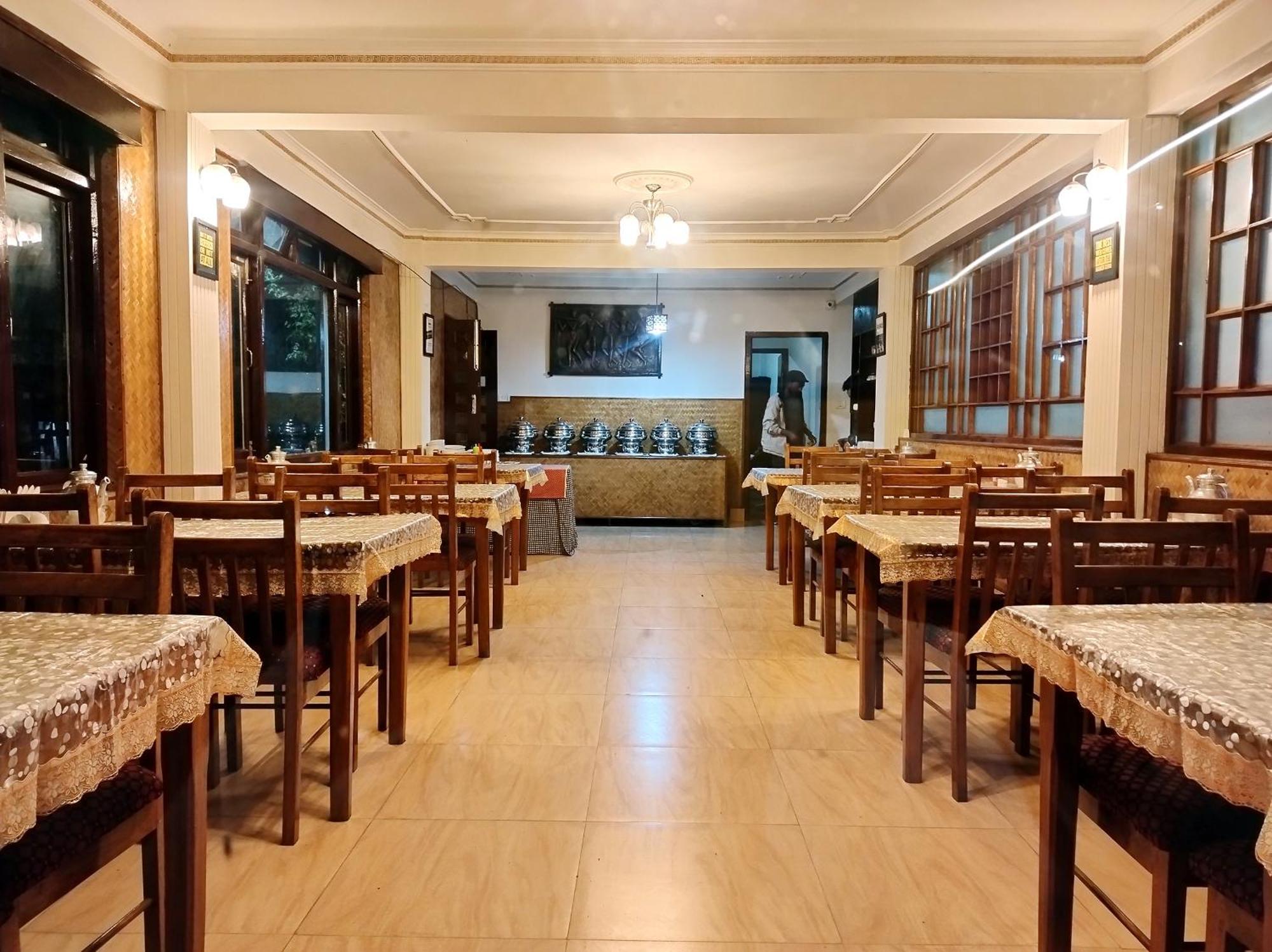 Bamboo Grove Hotel กังต็อก ภายนอก รูปภาพ